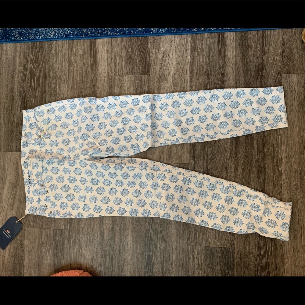 NWT Size 8 Vineyard Vines Patterned Jeans